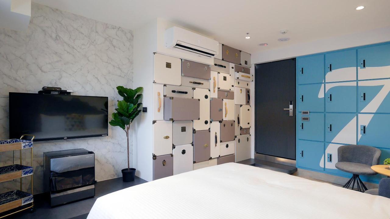 טאיצ'ונג K Hotel - Yizhong מראה חיצוני תמונה